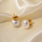 Bean Pearl Stud Earring