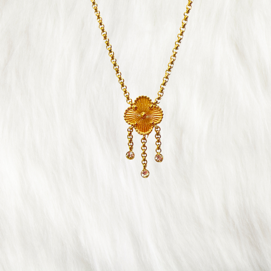 Dangling Clover Necklace