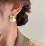 Bean Pearl Stud Earring