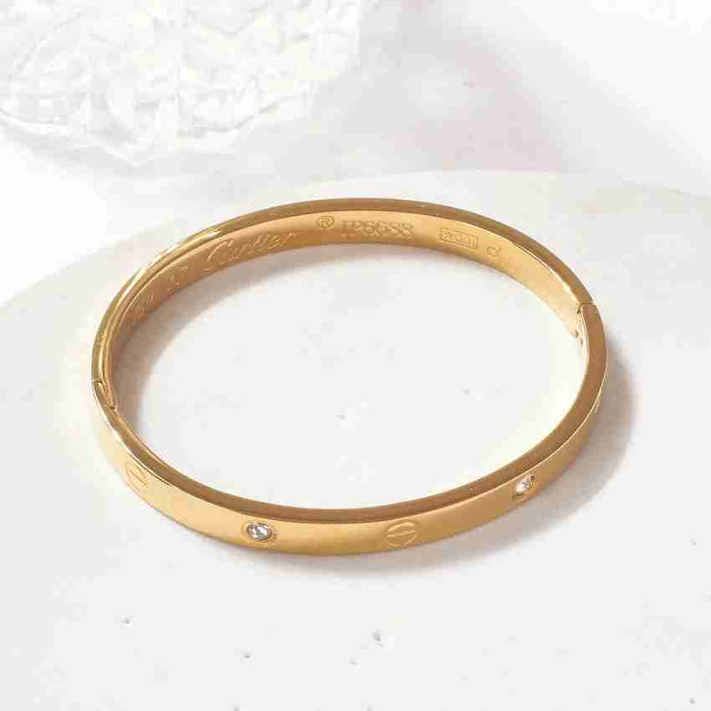 Heritage Oval Silhouette Bracelet