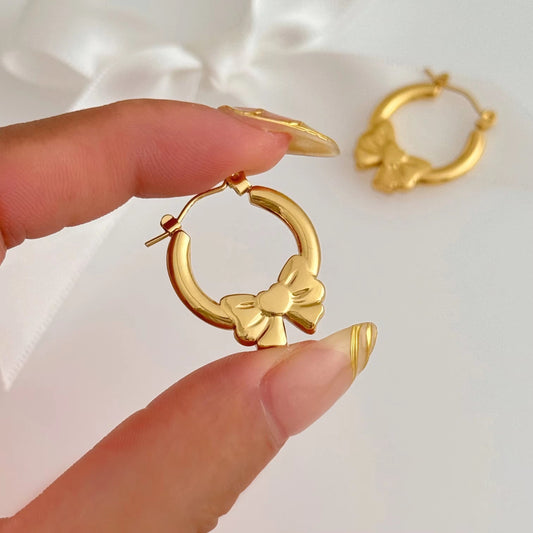Ribbon Hoop Earring