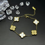 Zirconia Clover White Handchain
