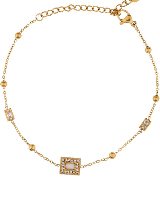 Mirage Pendant Necklace