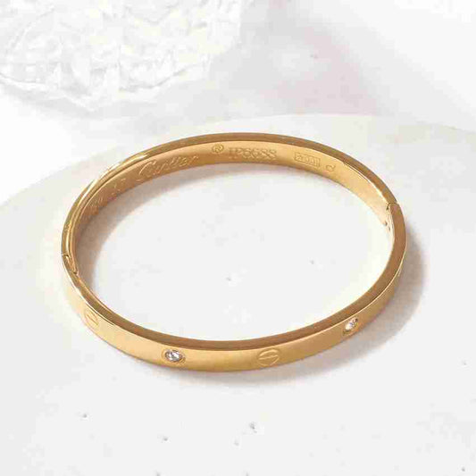 Heritage Oval Silhouette Bracelet