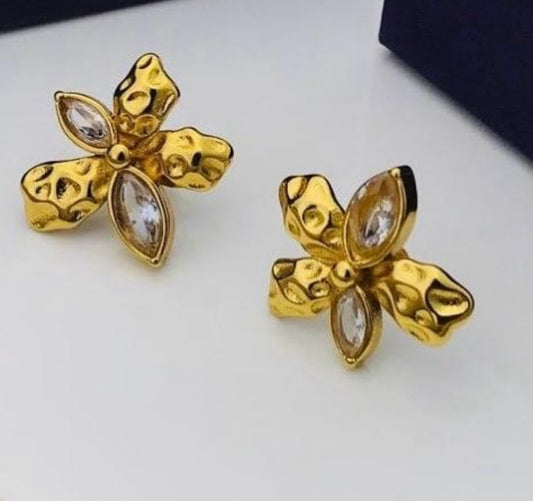 Flower Pattern Hammered Earrings